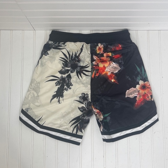 NWT SikSilk Retro Fire Basketball Short Small - Picture 2 of 10